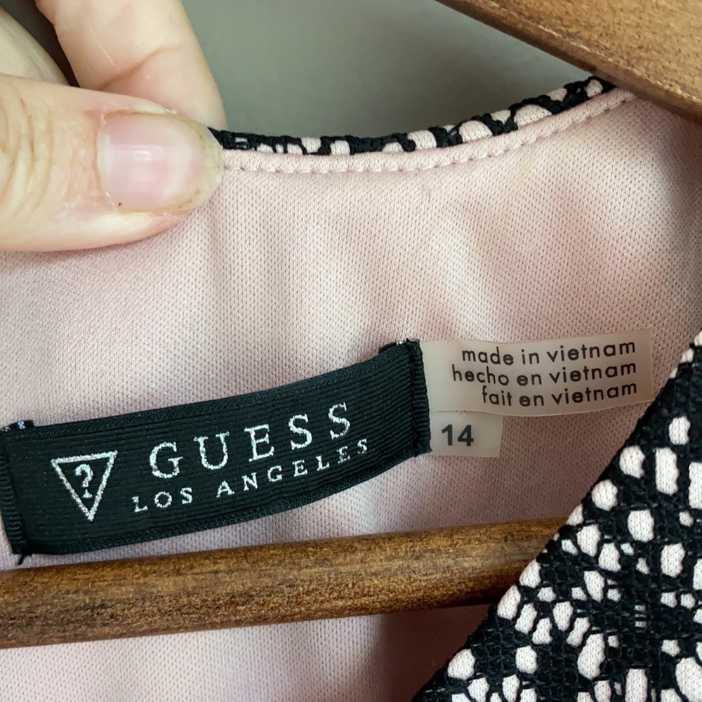 NWT Guess Lace Sheath Dress Black/Nude 14 - Picture 6 of 8